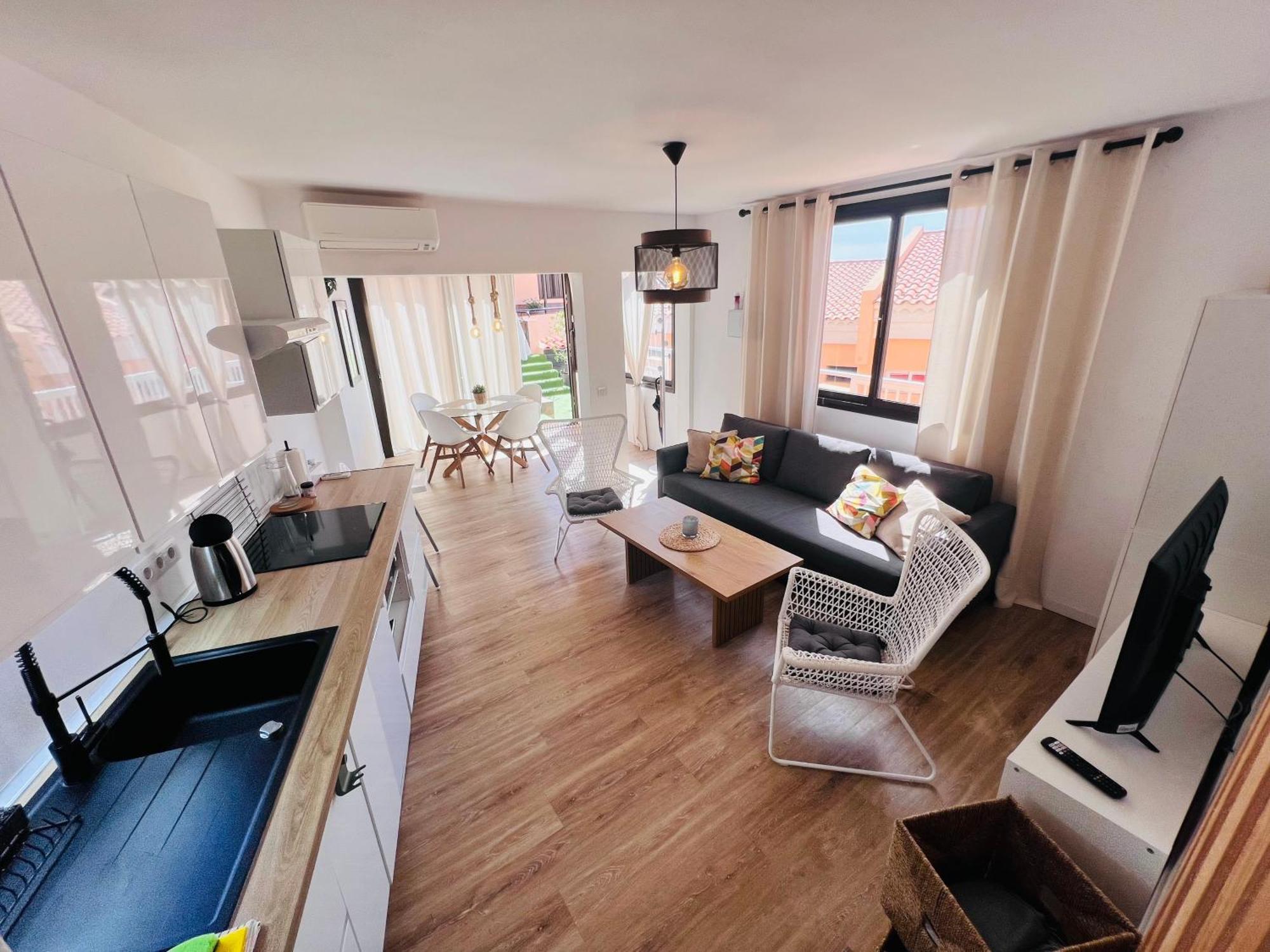 Tenerife Apartment Lucia, Costa Adeje Экстерьер фото